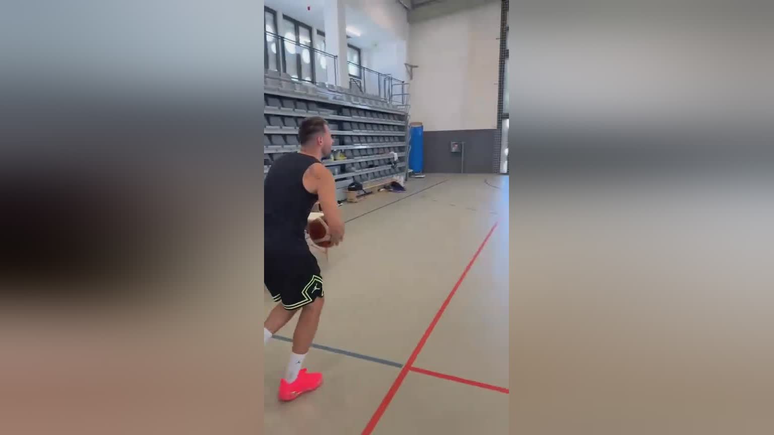 九游娱乐-包含东契奇连续三场比赛得分超过夺冠，MAD不断突破！引发球迷热议的词条