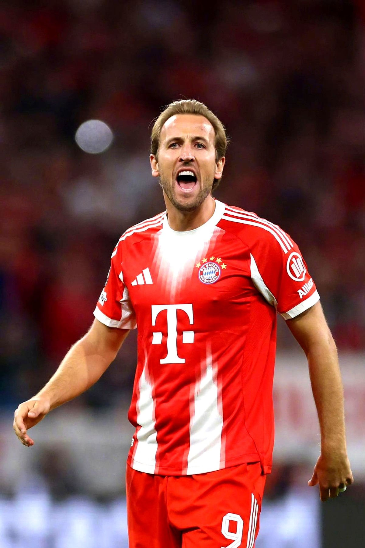 九游-凯恩爆冷击败塞尔维亚队，回归赛场引爆全场！的简单介绍