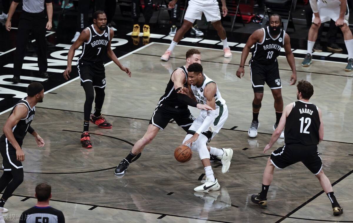 九游体育- c罗看网球 